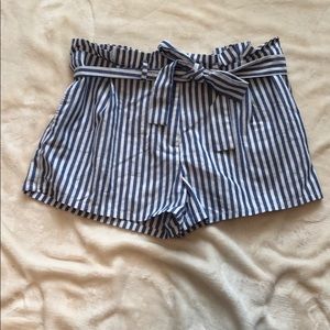 Striped shorts with belt